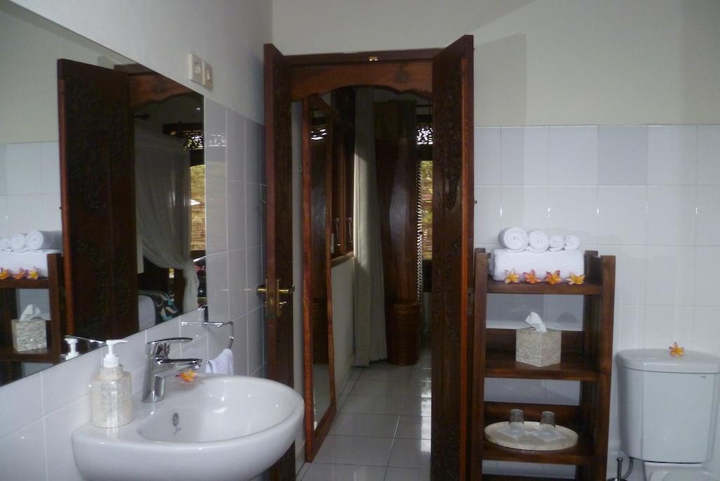 סמיניאק Villa Ariana חדר תמונה