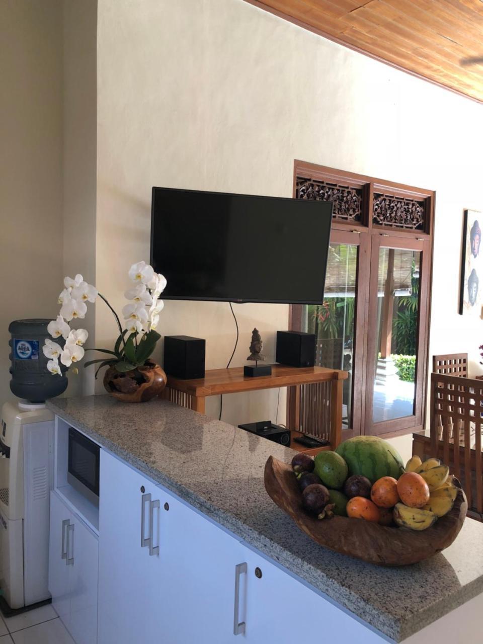 סמיניאק Villa Ariana מראה חיצוני תמונה