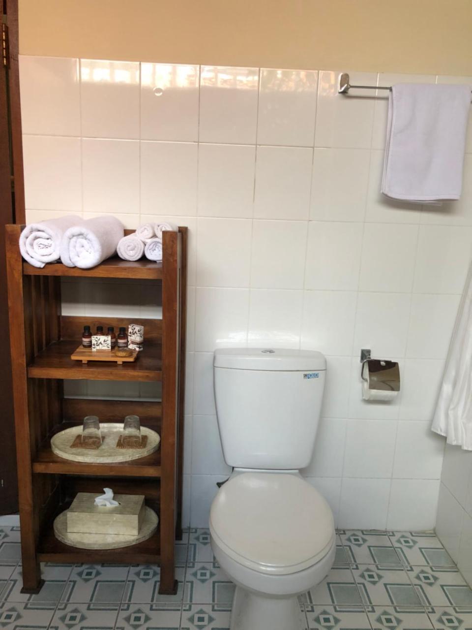 סמיניאק Villa Ariana מראה חיצוני תמונה